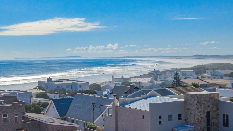4 Bedroom Property for Sale in Yzerfontein Western Cape